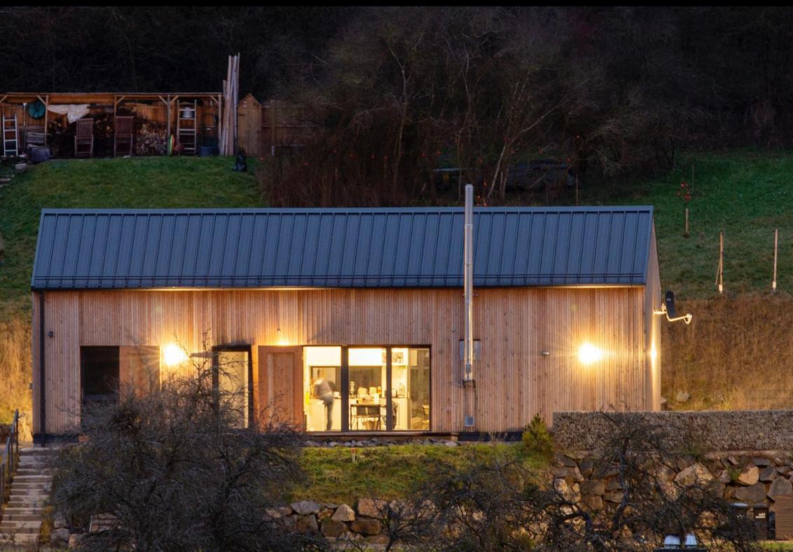 Eifelhausaufzeit-Vulkaneifel-Architekten-Chalet Mit Sauna Im Vulkankrater Immerath Eksteriør billede