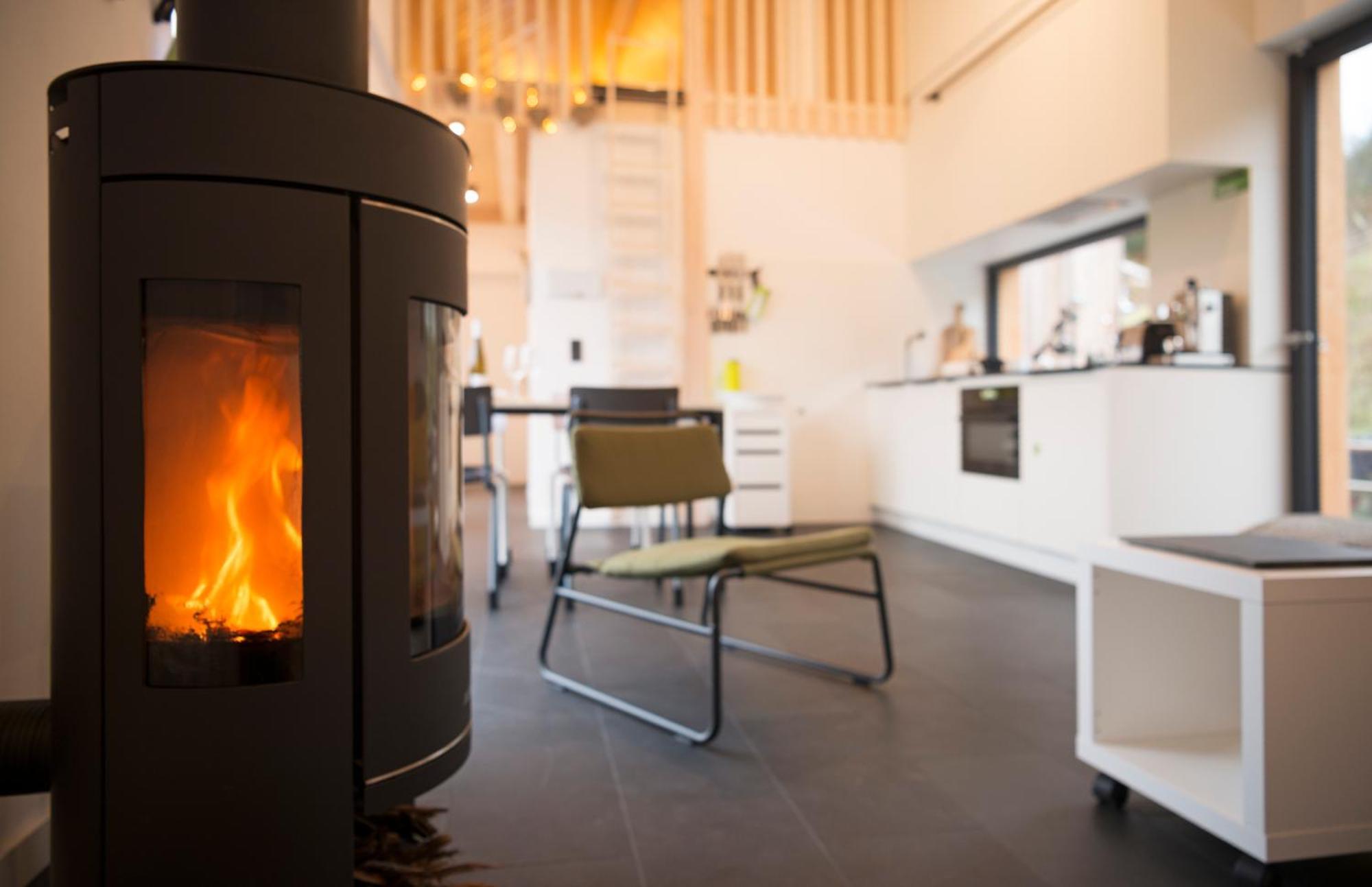 Eifelhausaufzeit-Vulkaneifel-Architekten-Chalet Mit Sauna Im Vulkankrater Immerath Eksteriør billede